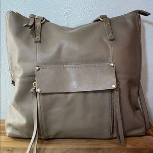 Kooba Taupe Pebble Leather Shoulder Bag Tote Zip Pocket Slouchy Large